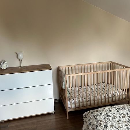 Apartament Bobrzanska - 4 Bedrooms Sypialnie Свидница Экстерьер фото